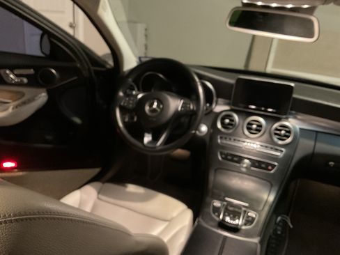 Used 2016 Mercedes-Benz C 300 C 300 4MATIC Sedan 4D image 9