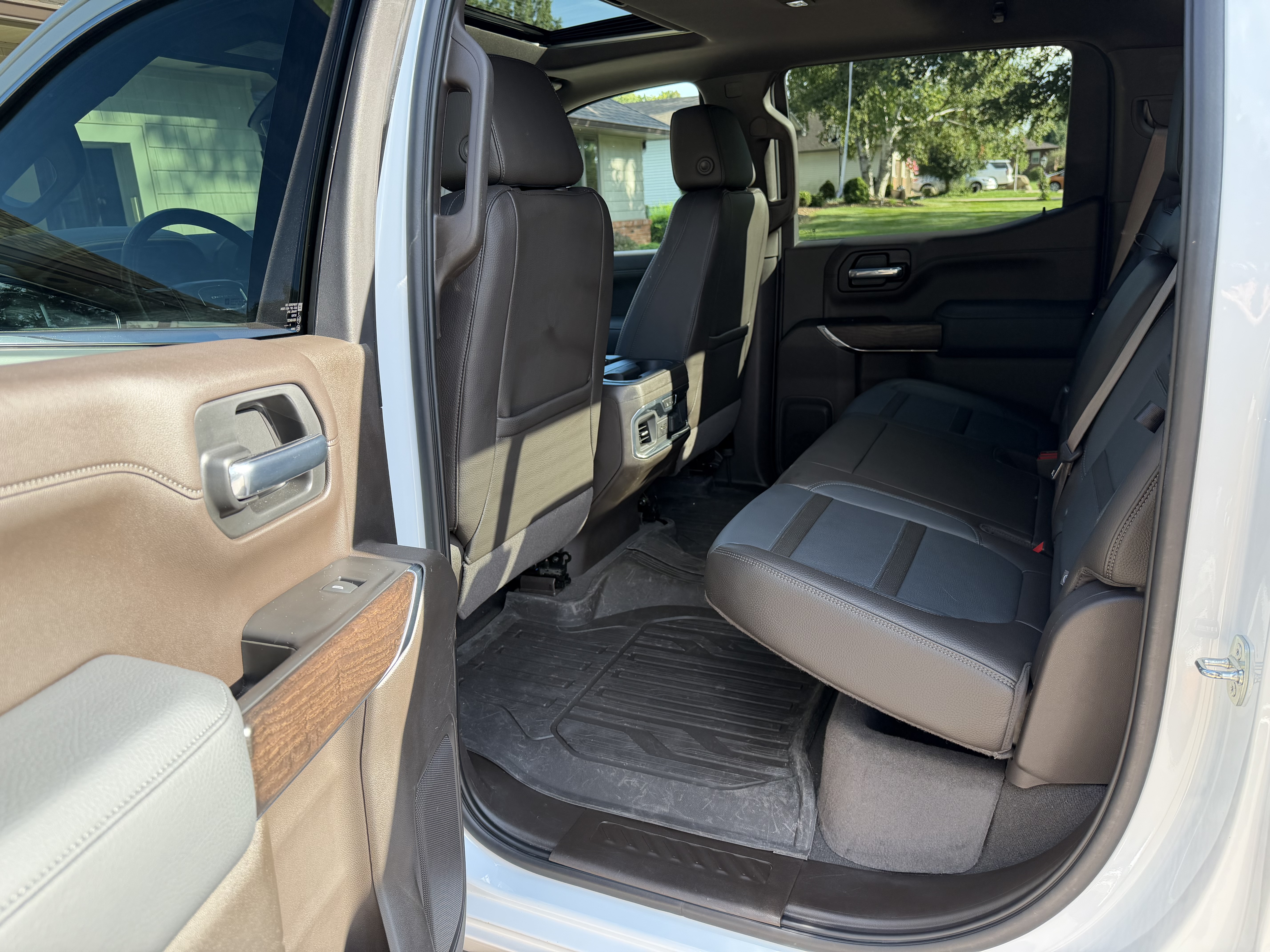 Used 2020 GMC Sierra 1500 Denali w/ Denali Ultimate Package AWD/4WD image 11
