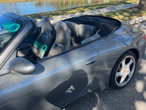 Used 2002 Porsche 911 Carrera 4 image 10