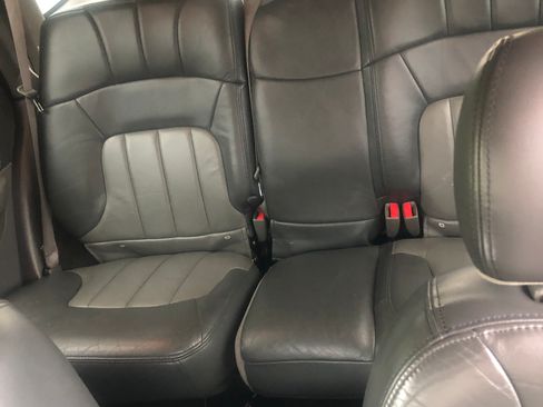 Used 2002 GMC Envoy SLT image 10