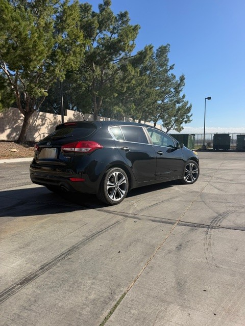 Used 2016 Kia Forte EX FWD image 9