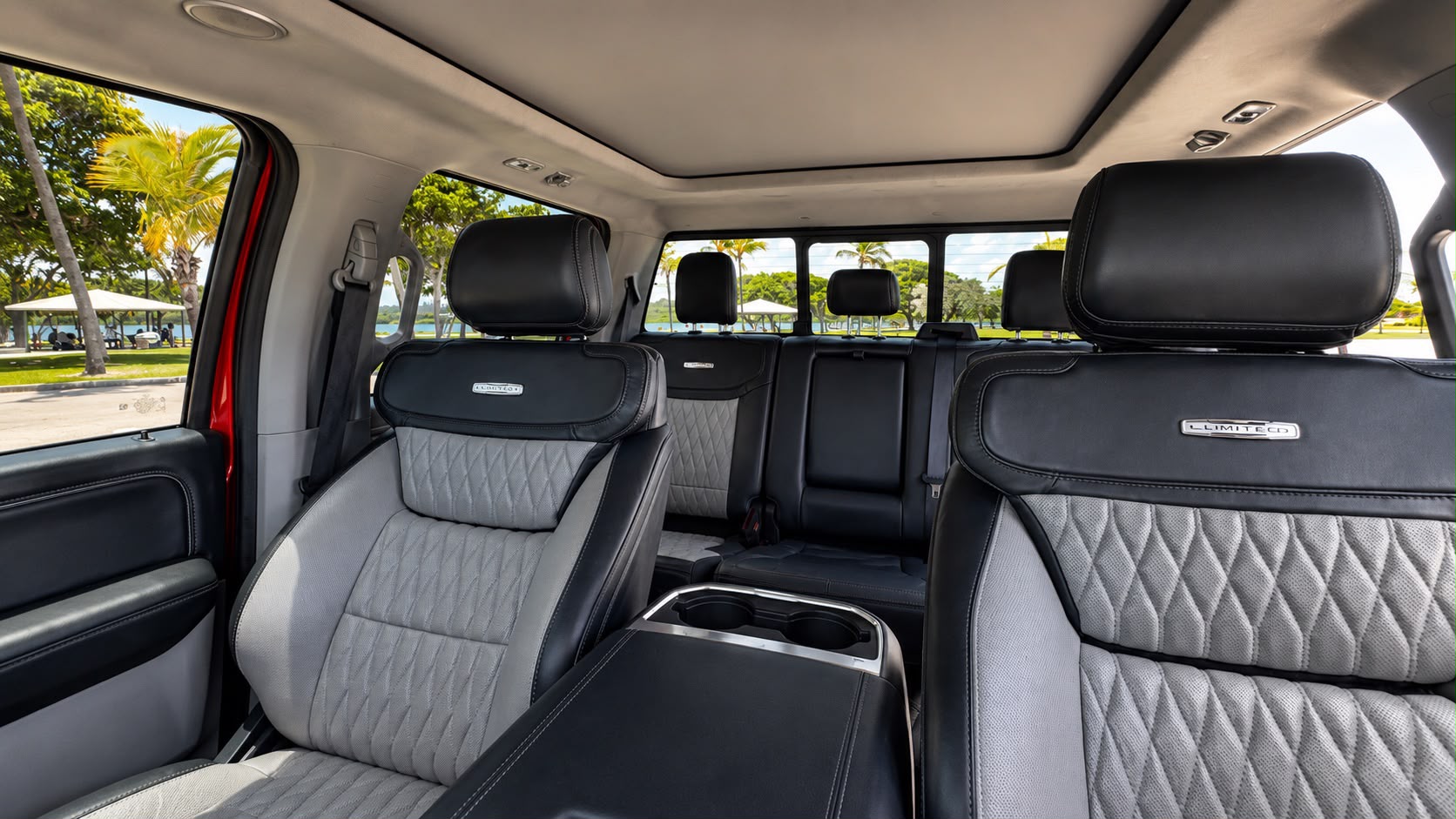 Used 2024 Ford F450 Limited w/ FX4 Off-Road Package AWD/4WD image 12