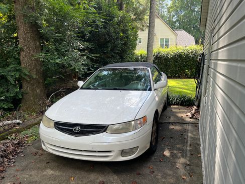Used 2000 Toyota Solara SLE FWD image 4