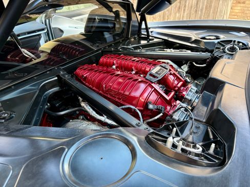 Used 2024 Chevrolet Corvette Z06 w/ Battery Protection Package image 18