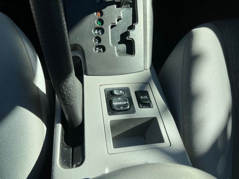 Used 2011 Toyota RAV4 2WD V6 w/ 3rd Row image 12