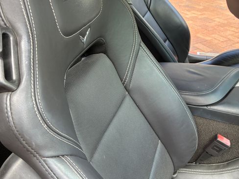 Used 2015 Chevrolet Corvette Z06 w/ 2LZ Preferred Equipment Group RWD image 25