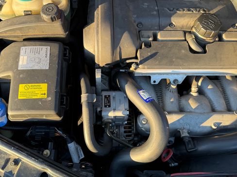 Used 2005 Volvo S60 2.5T image 20