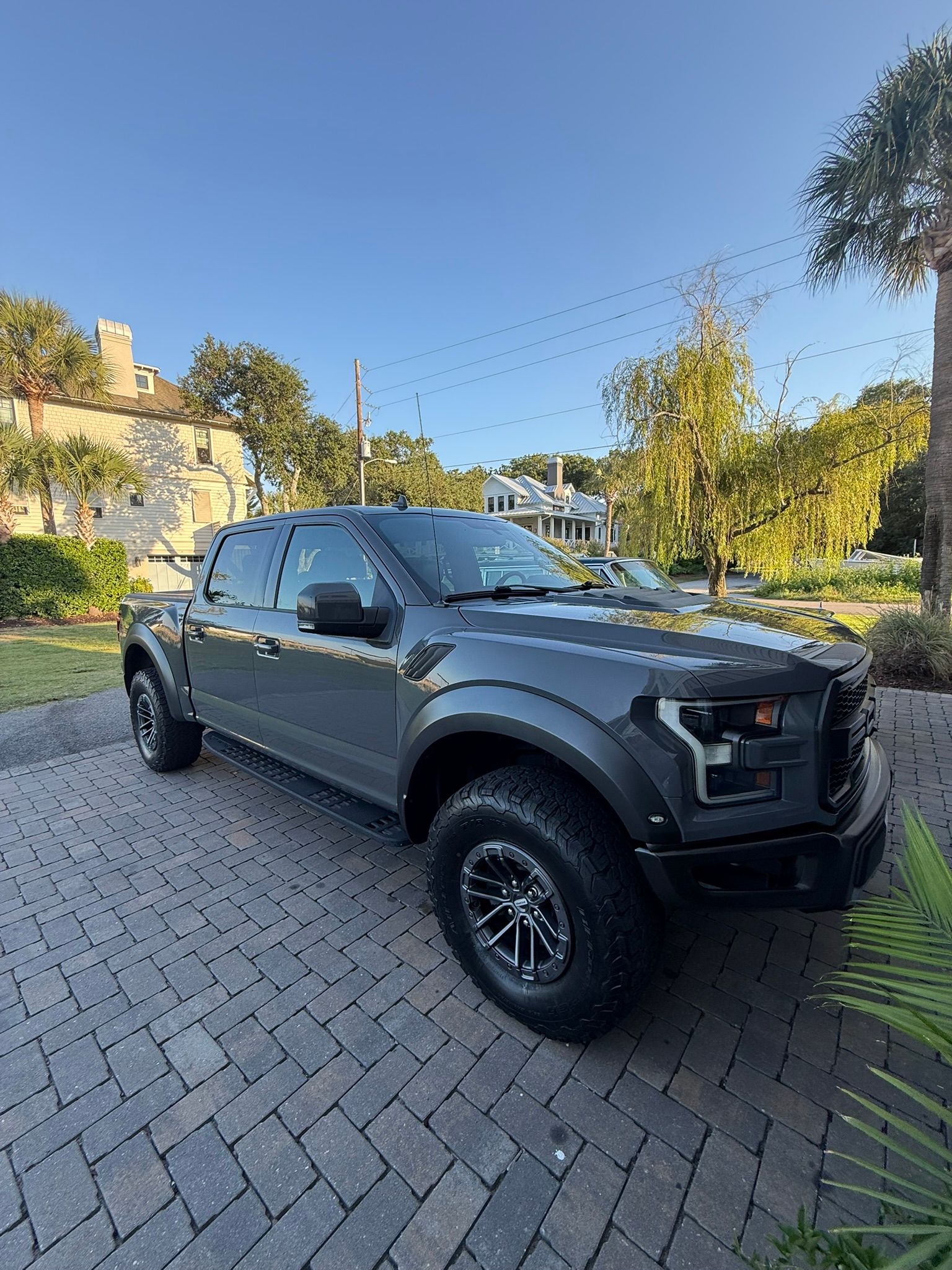 Used 2020 Ford F150 Raptor w/ Equipment Group 802A Luxury AWD/4WD image 2