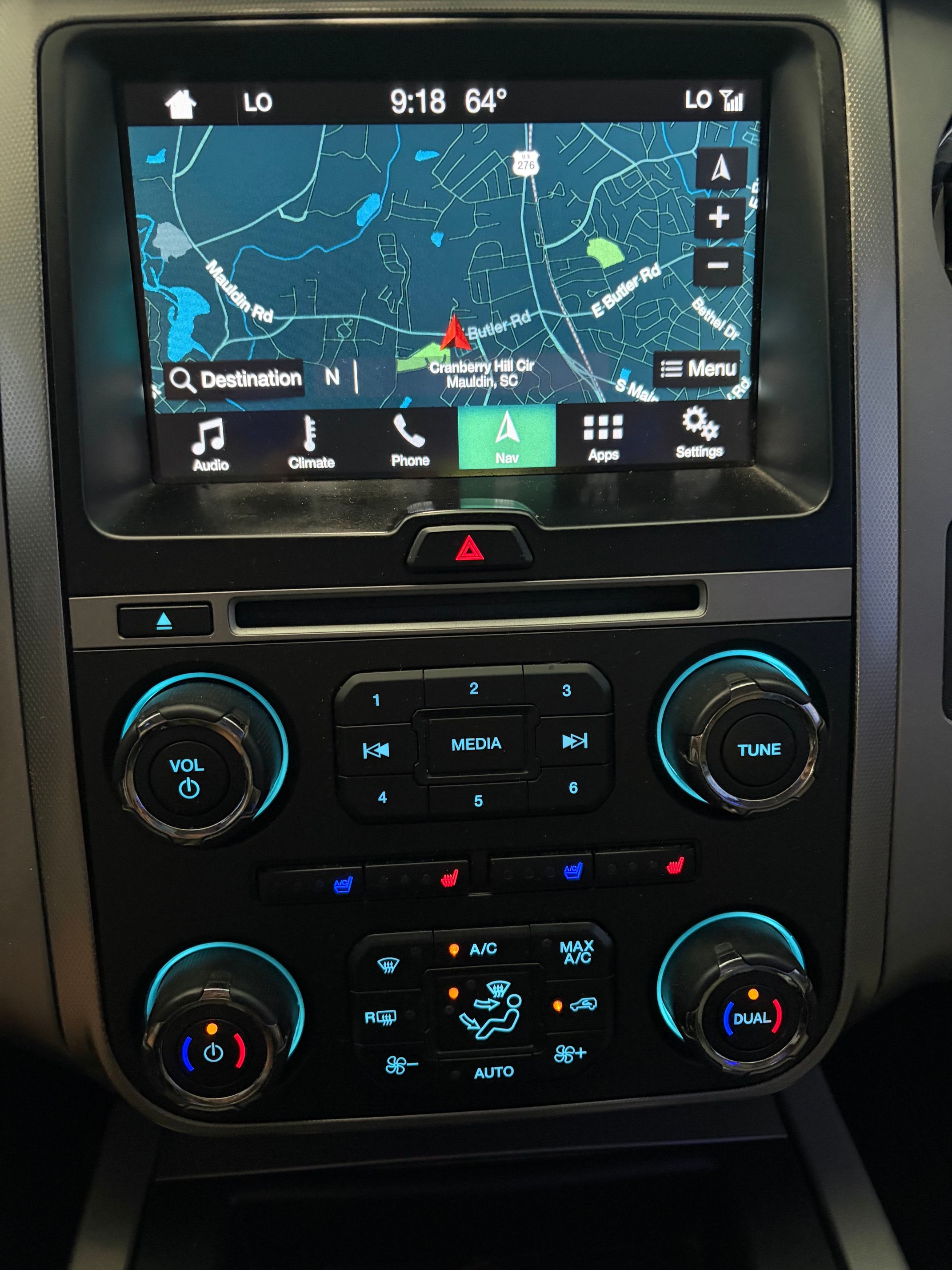 Used 2017 Ford Expedition XLT w/ Equipment Group 202A RWD image 8