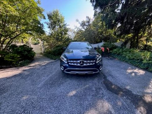 Used 2019 Mercedes-Benz GLA 250 4MATIC image 6
