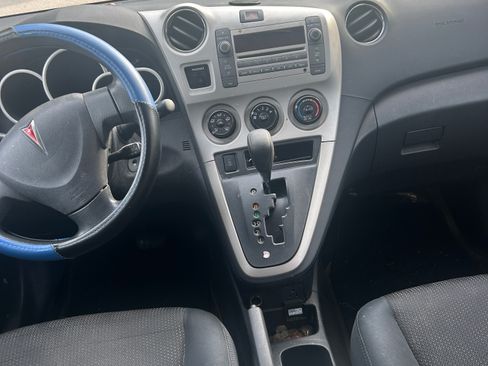 Used 2009 Pontiac Vibe w/ Preferred Package image 16