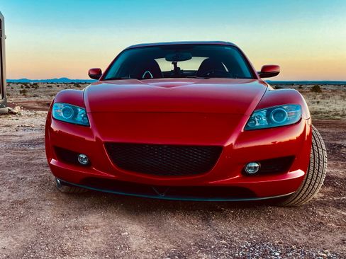 Used 2004 MAZDA RX-8 w/ MT Touring Pkg RWD image 2