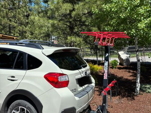 Used 2013 Subaru Crosstrek 2.0i Premium w/ Popular Pkg 1 AWD/4WD image 2