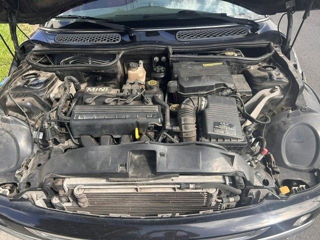 Used 2003 MINI Cooper Hardtop FWD image 8