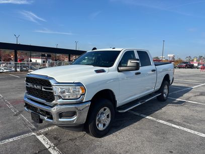 Used 2024 RAM 2500 Tradesman w/ Chrome Appearance Group