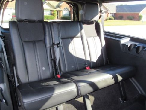 Used 2016 Lincoln Navigator L Reserve image 11