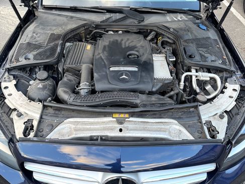 Used 2018 Mercedes-Benz C 300 4MATIC Sedan image 10