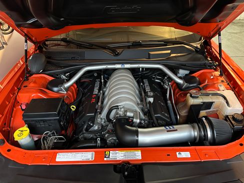 Used 2010 Dodge Challenger SRT8 w/ SRT Option Group II image 7