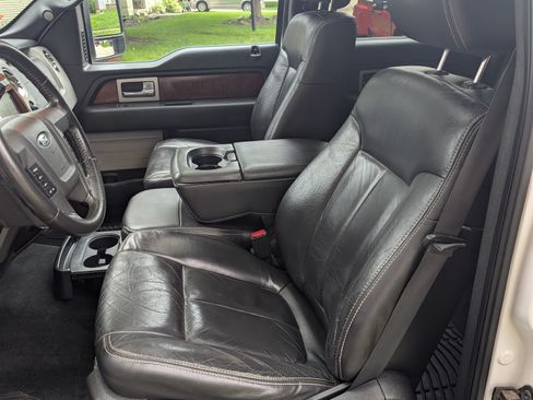 Used 2010 Ford F150 Lariat image 15