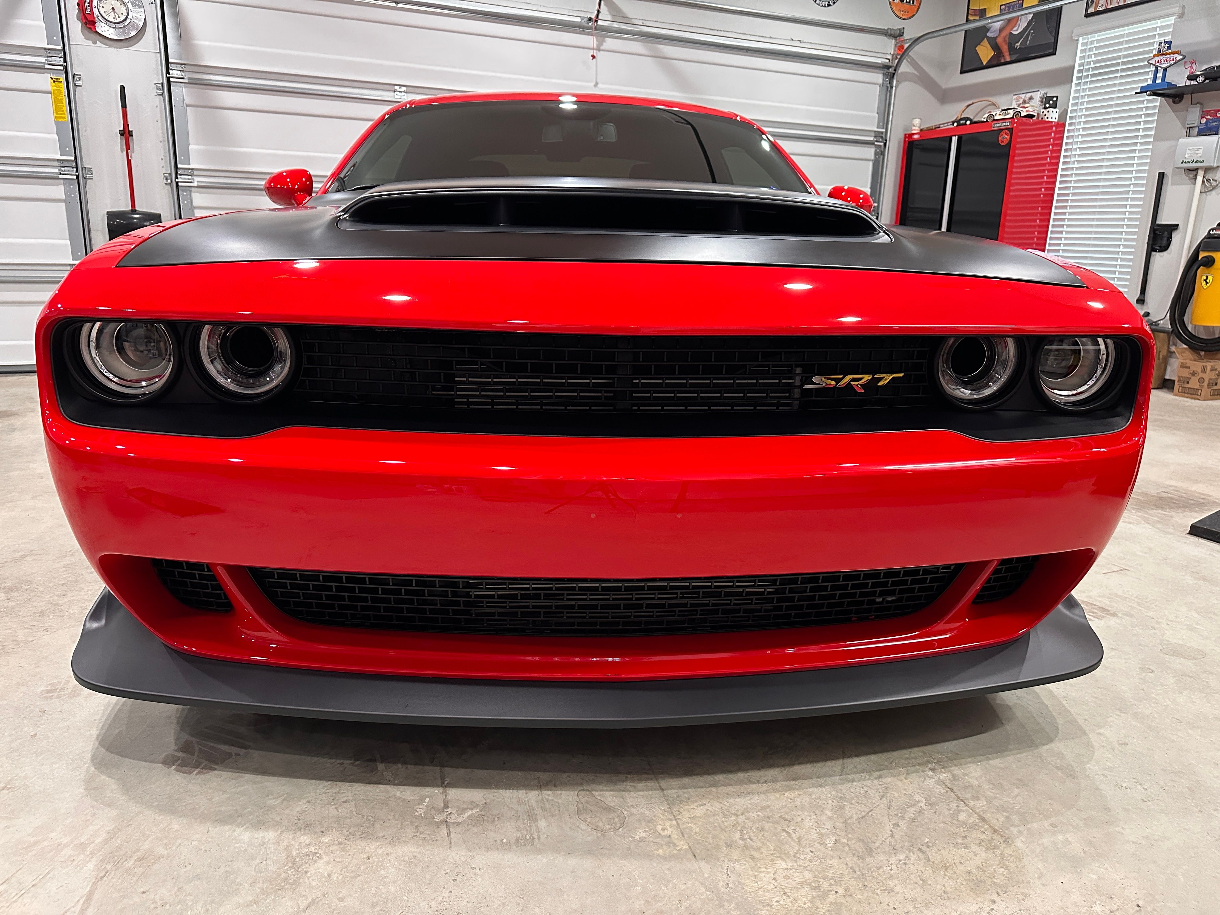 Used 2018 Dodge Challenger SRT Demon RWD image 2