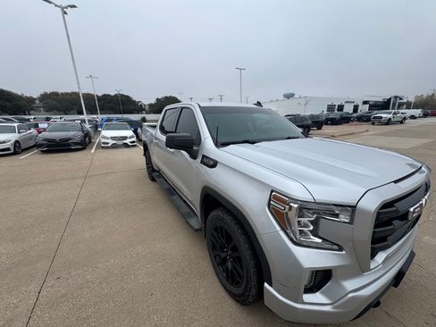 Used 2020 GMC Sierra 1500 Elevation w/ Elevation Value Package image 5