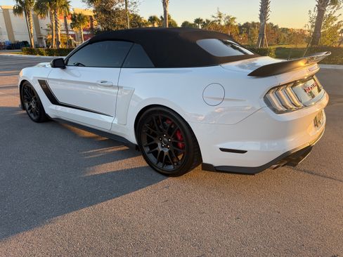 Used 2019 Ford Mustang GT Premium w/ GT Performance Package image 15