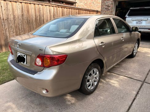 Used 2009 Toyota Corolla LE FWD image 5