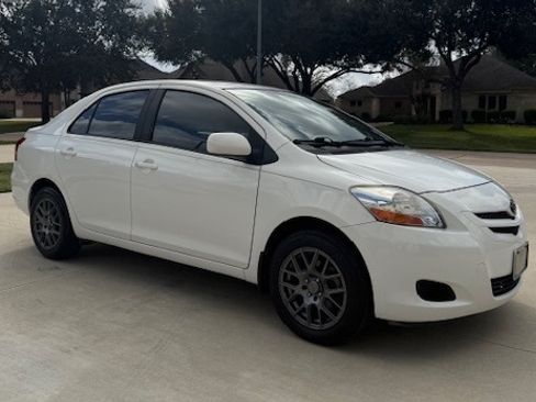Used 2008 Toyota Yaris Sedan image 5
