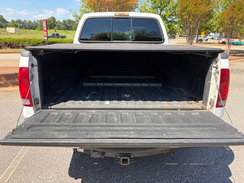 Used 2007 Ford F250 Lariat RWD image 8