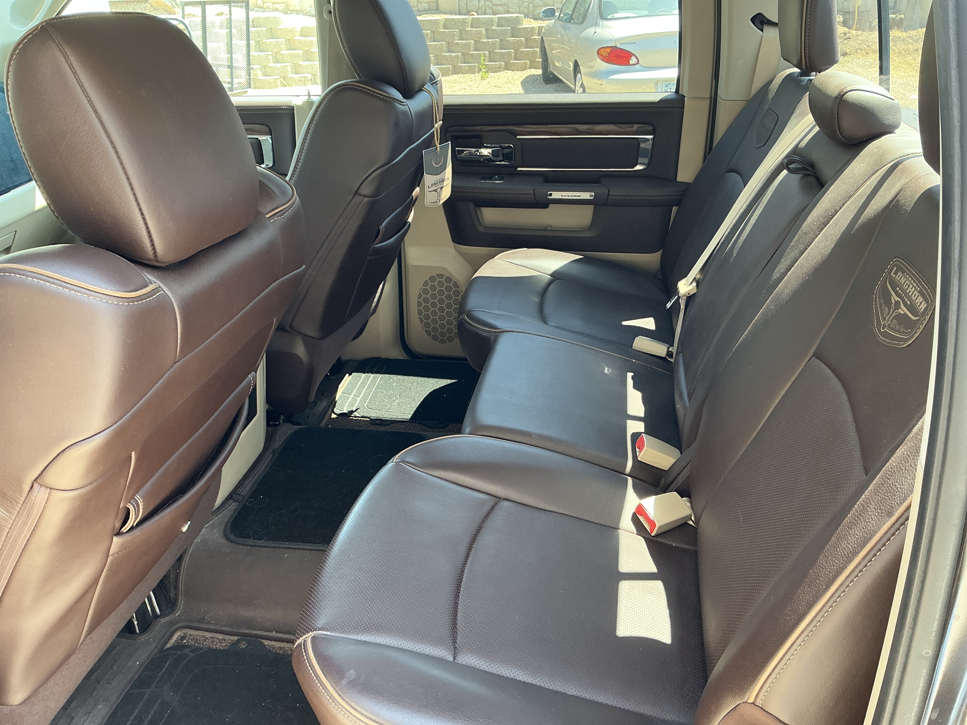 Used 2016 RAM 1500 Laramie Longhorn w/ Convenience Group AWD/4WD image 11