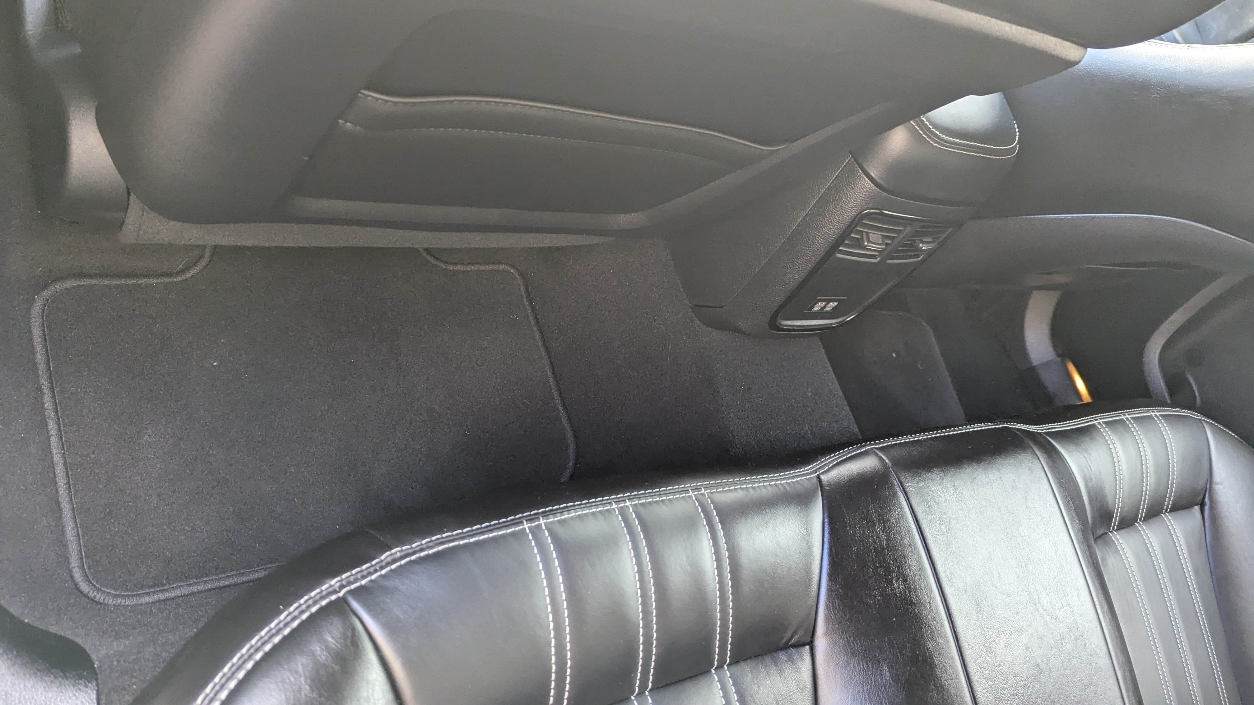 Used 2022 Chrysler 300 S RWD image 10