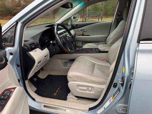 Used 2010 Lexus RX 350 2WD image 9