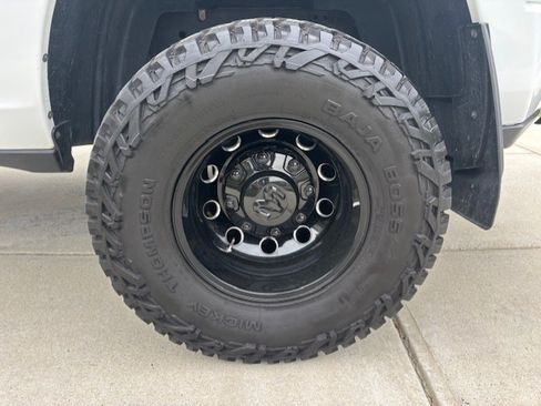 Used 2022 RAM 3500 Big Horn w/ Night Edition image 11