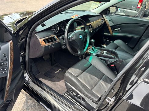 Used 2004 BMW 530i Sedan RWD image 8