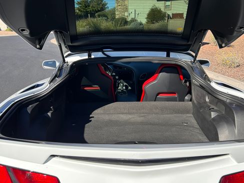 Used 2019 Chevrolet Corvette Stingray Coupe w/ Battery Protection Package image 9