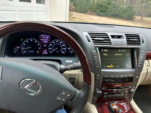 Used 2007 Lexus LS 460 L image 5