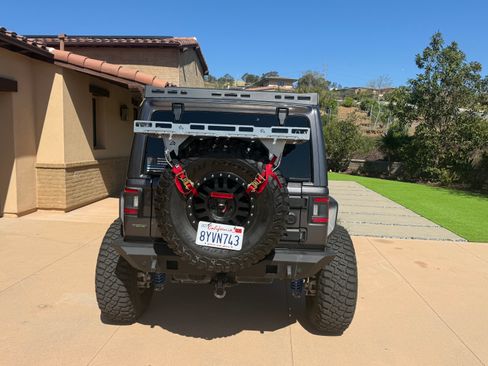 Used 2021 Jeep Wrangler Unlimited Rubicon AWD/4WD image 11