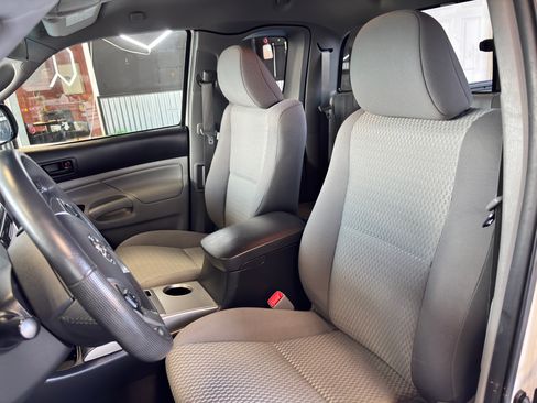 Used 2015 Toyota Tacoma 2WD Access Cab w/ SR5 Package image 25