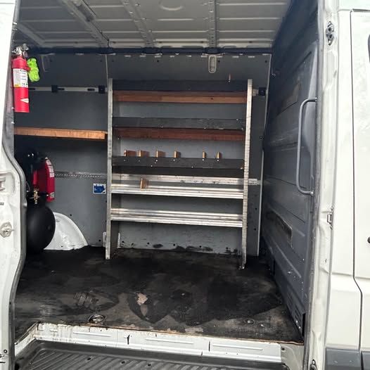 Used 2016 Freightliner Sprinter 2500 RWD image 6