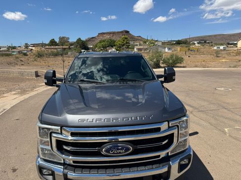 Used 2022 Ford F350 Lariat w/ Lariat Value Package AWD/4WD image 10