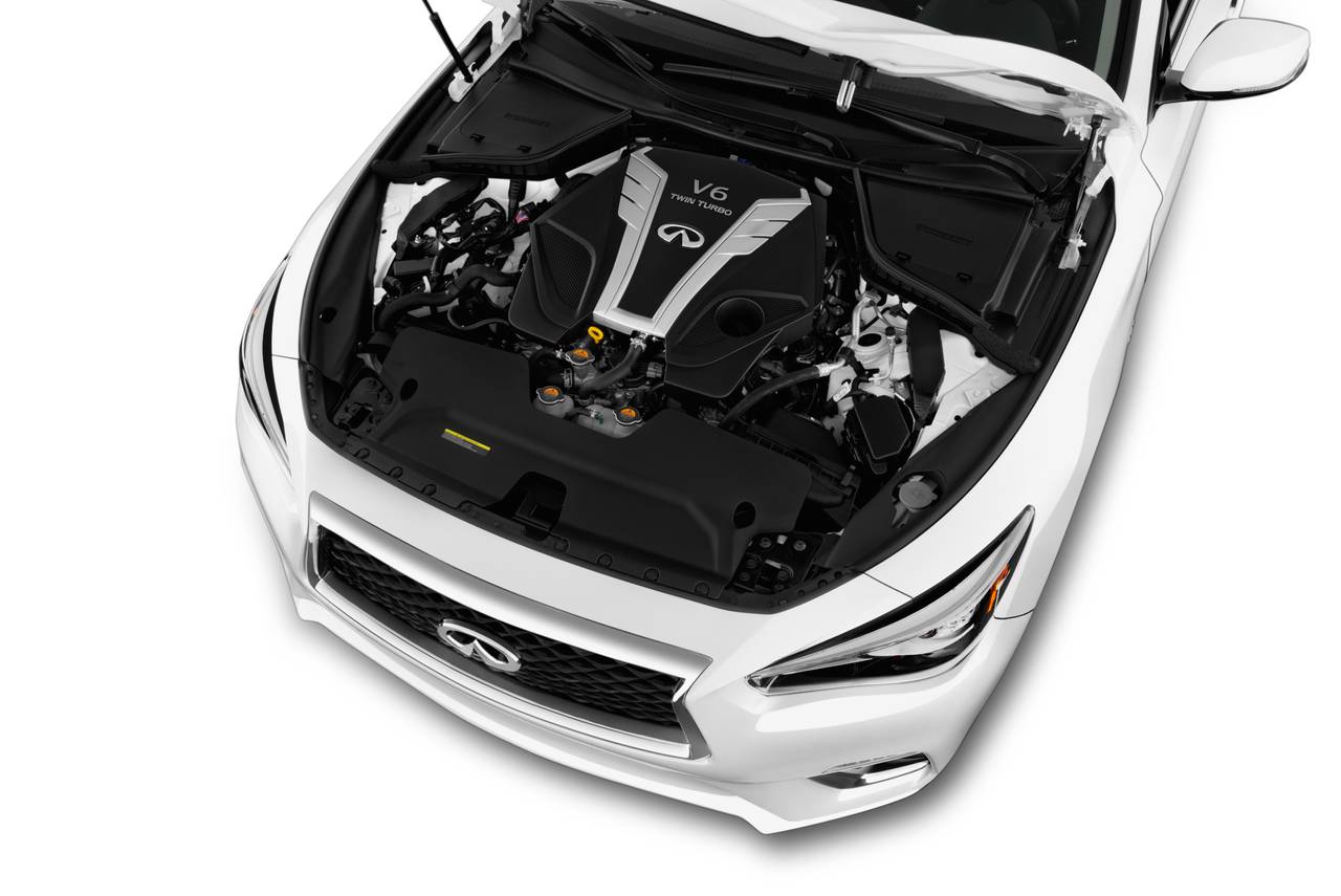 Used 2019 INFINITI Q50 Luxe w/ Essential Package (3.0T Luxe) RWD image 2