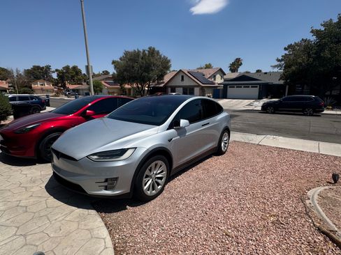 Used 2016 Tesla Model X P90D AWD/4WD image 10