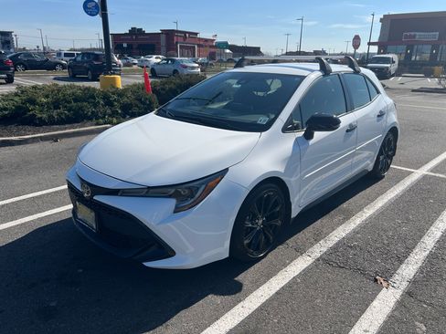 Used 2022 Toyota Corolla SE image 5