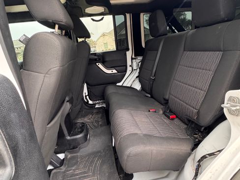 Used 2012 Jeep Wrangler Unlimited Sport image 16