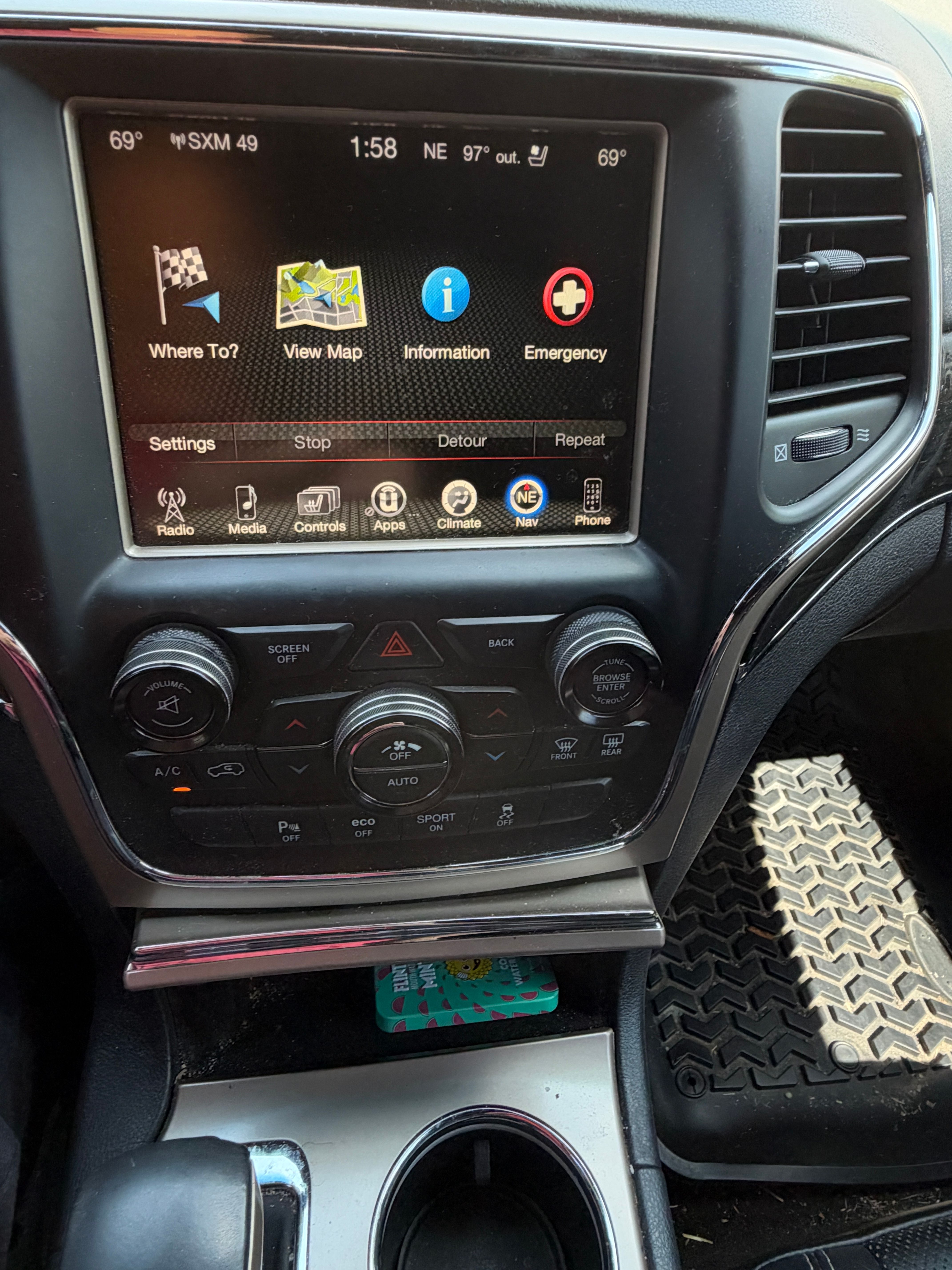 Used 2016 Jeep Grand Cherokee Overland AWD/4WD image 16