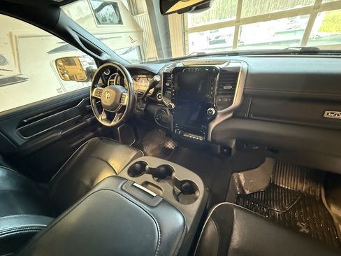 Used 2021 RAM 3500 Laramie image 12