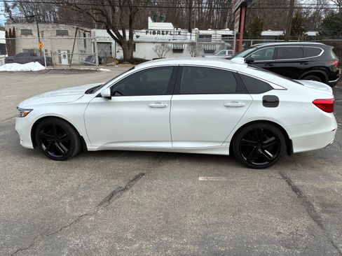 Used 2020 Honda Accord Sport image 1