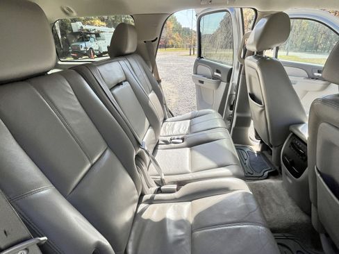 Used 2011 Chevrolet Tahoe LT image 21