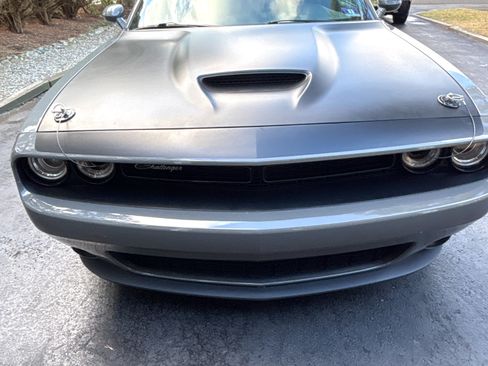 Used 2017 Dodge Challenger R/T w/ Quick Order Package 28P T/A image 4