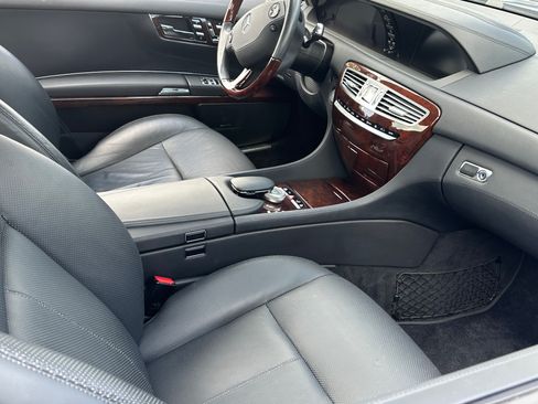 Used 2008 Mercedes-Benz CL 550 image 6